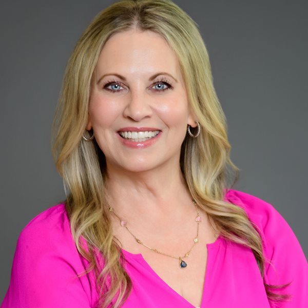 Image for real estate agent Julie Tache with Homes With Cachet in Charlotte, NC