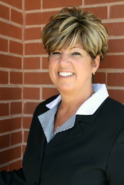 Image for real estate agent Sue Schreiber in Lee's Summit, MO