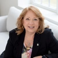 Image for real estate agent Roseann Dugan, ABR, SRES with HOMESMART Professionals in Warren, RI
